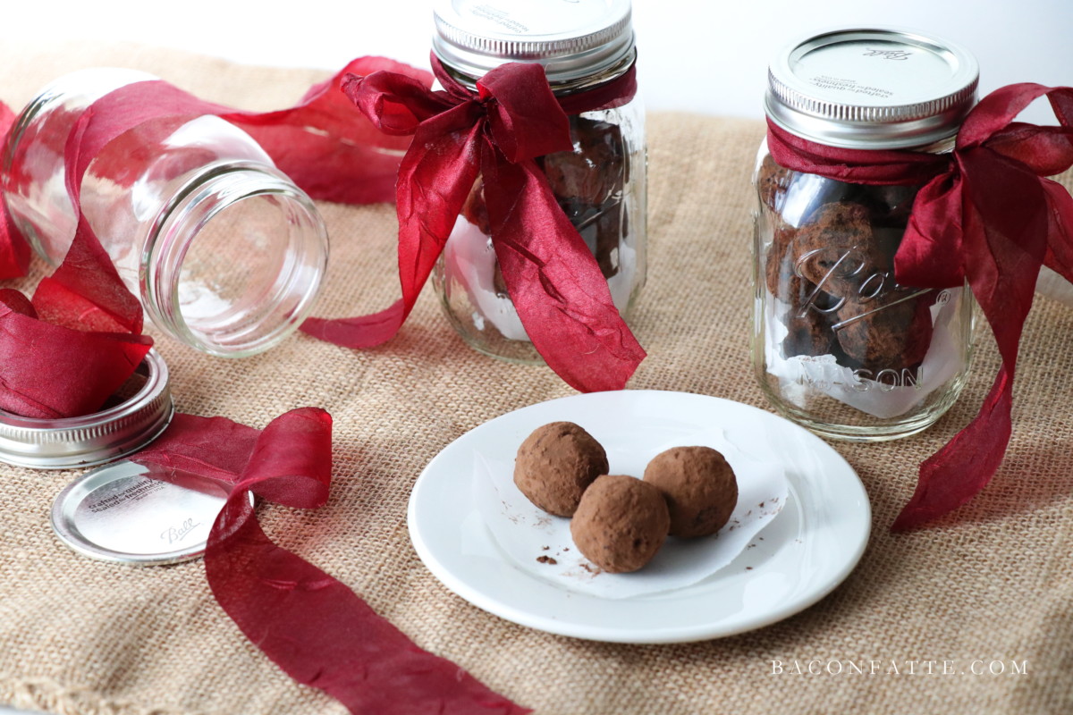 Mocha Rum Balls recipe from BaconFatte.com
