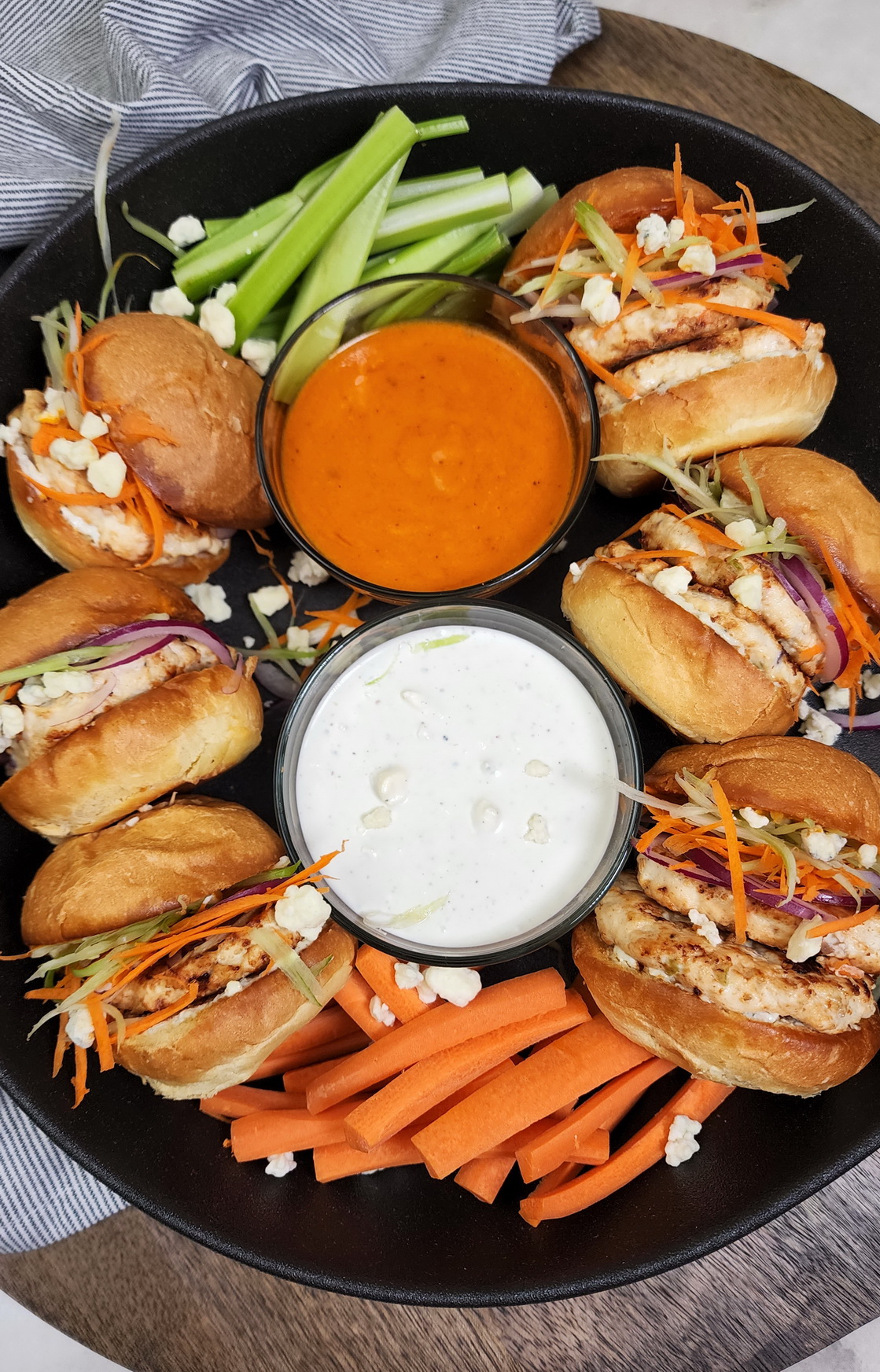 BuffaloChickenSliders-BaconFatte.com